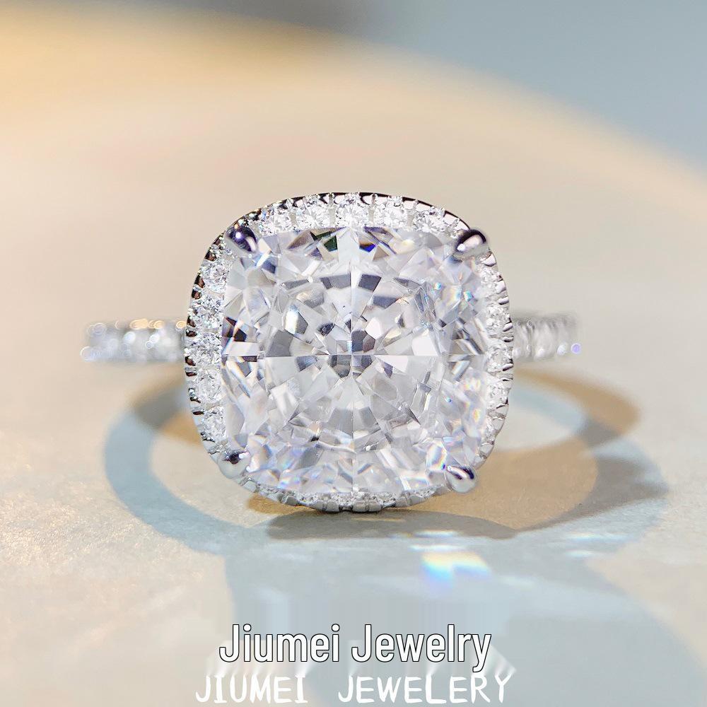 Jiu Mei Jewelry Radiant Cut Sterling Silver Ring S925, 2022 Original Design, Douyin Style. Size 9
Jiu Mei Jewelry Radiant Cut Sterling Silver Ring S925, 2022 Original Design, Douyin Style. Size 9