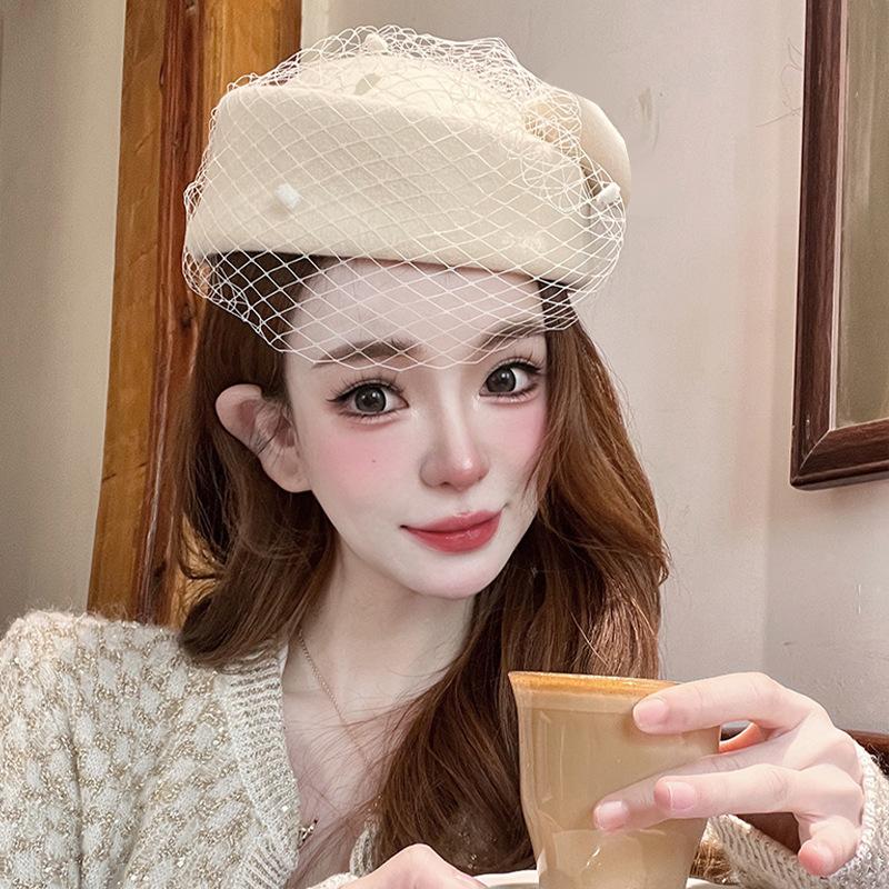 High-end temperament top hat female autumn and winter flight attendant bow mesh lace woolen hat One Size
High-end temperament top hat female autumn and winter flight attendant bow mesh lace woolen hat One Size