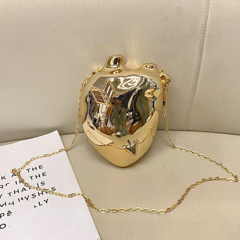 Heart shape acrylic bag simple personality chic high sense box bag messenger bag
Heart shape acrylic bag simple personality chic high sense box bag messenger bag