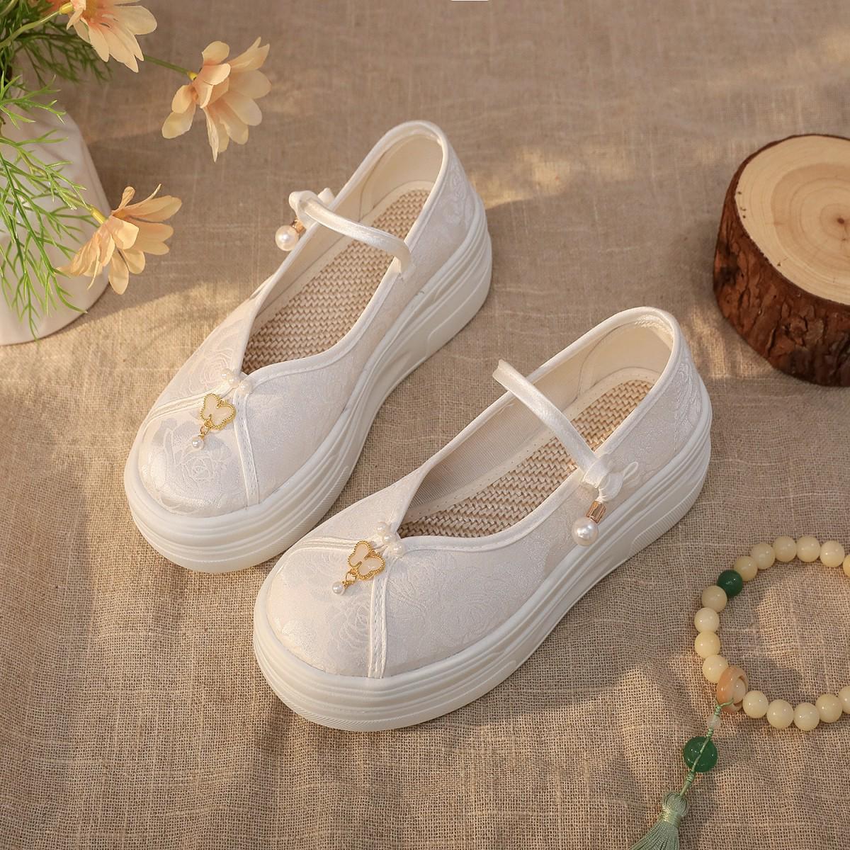 Женские вышитые туфли ханьфу на толстой подошве – увеличивающие рост, с мягким дизайном на одном ремешке для студенческих выступлений 35, Inner Length 22.5cm
Женские вышитые туфли ханьфу на толстой подошве – увеличивающие рост, с мягким дизайном на одном ремешке для студенческих выступлений 35, Inner Length 22.5cm