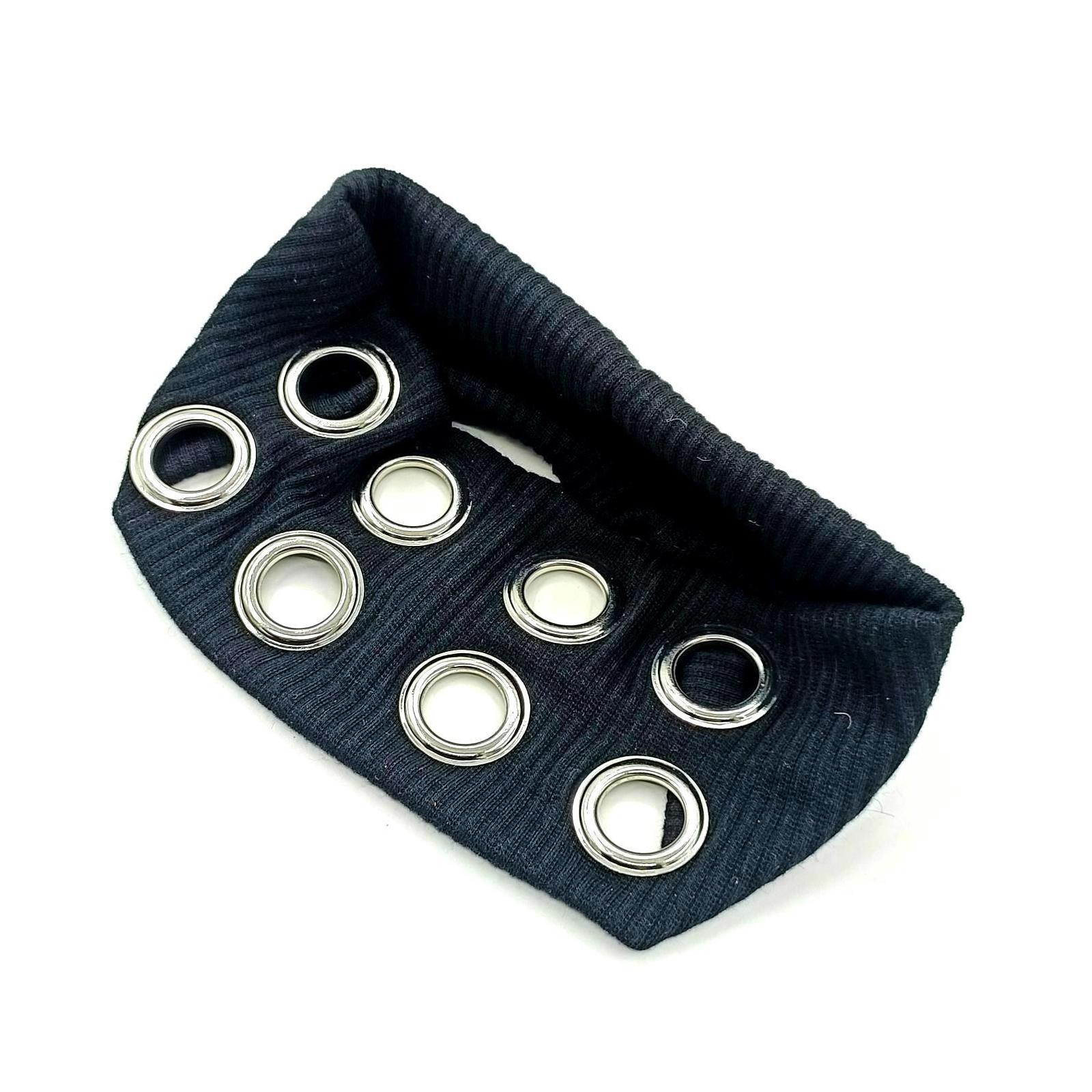 Эластичная повязка на голову в металлическом рок-стиле и с полыми люверсами, французский стиль и модные украшения для волос для трендовых женщин чёрный
Эластичная повязка на голову в металлическом рок-стиле и с полыми люверсами, французский стиль и модные украшения для волос для трендовых женщин чёрный