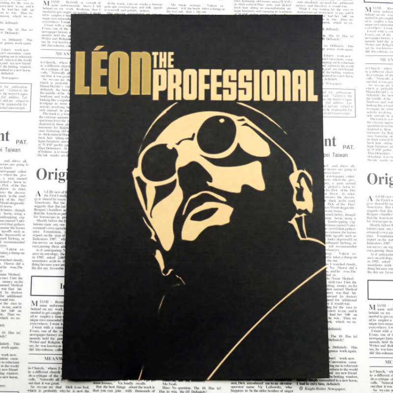Retro Kraft Paper Movie Poster – This Killer Is Not Cold | Bar, Cafe, Dorm Decor Yellow Kraft Paper (No Glue) 30X42 cm
Retro Kraft Paper Movie Poster – This Killer Is Not Cold | Bar, Cafe, Dorm Decor Yellow Kraft Paper (No Glue) 30X42 cm