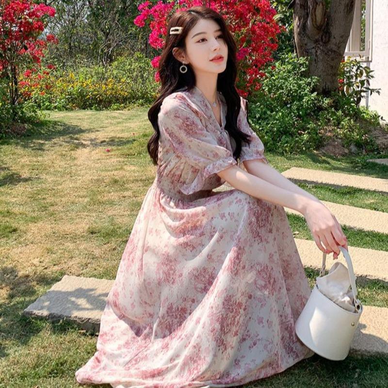 Summer thin chiffon ruffled short-sleeved floral dress women fresh and sweet XXL абрикос світлого кольору
Summer thin chiffon ruffled short-sleeved floral dress women fresh and sweet XXL абрикос світлого кольору