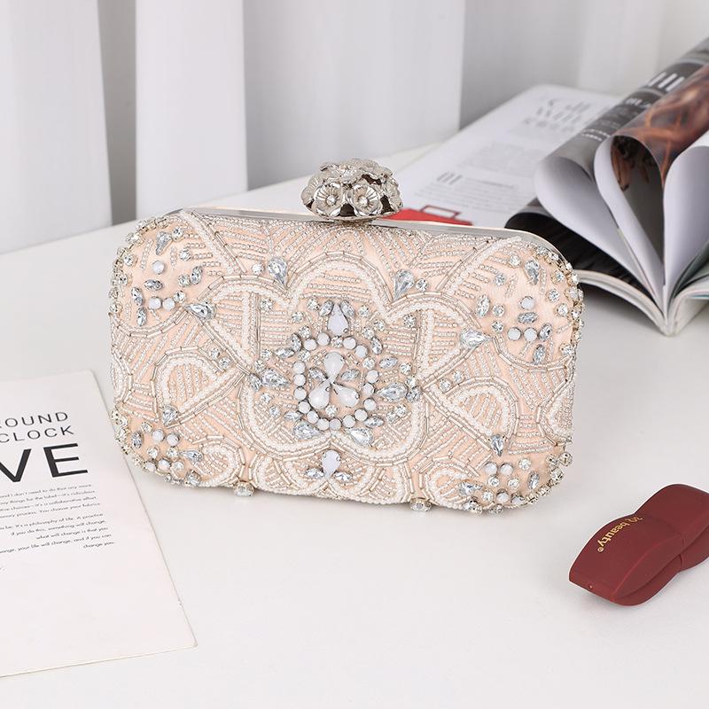 Luxury Designer Diamond Evening Crystal Bag Rhinestone Ladies Clutch Chain shoulder bag Women Wedding dress Party For Bride золотой
Luxury Designer Diamond Evening Crystal Bag Rhinestone Ladies Clutch Chain shoulder bag Women Wedding dress Party For Bride золотой