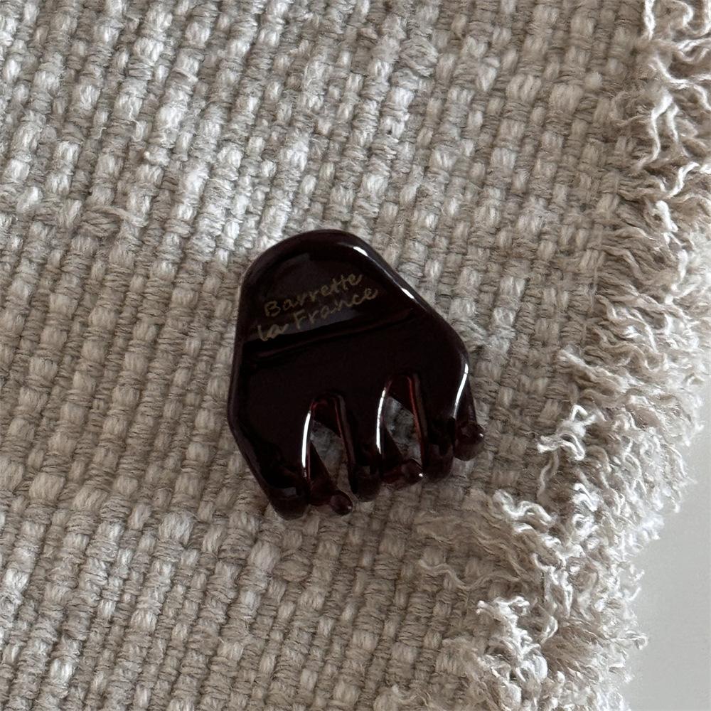 Cute small hair clip small side grab clip retro acetic acid hairpin forehead broken hair clip hairpin hair accessories
Cute small hair clip small side grab clip retro acetic acid hairpin forehead broken hair clip hairpin hair accessories