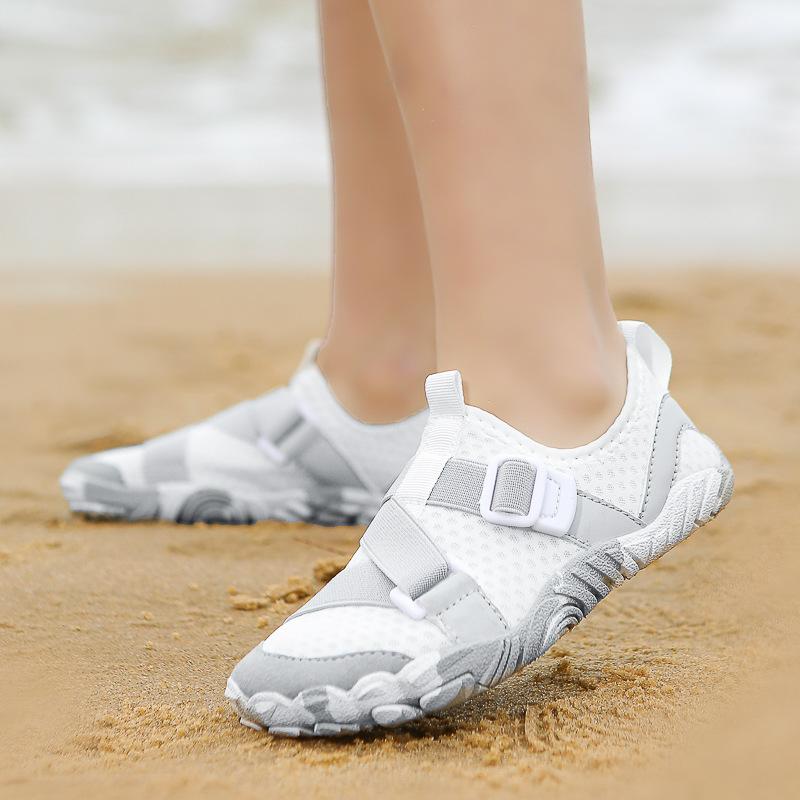 Parent-child creek shoes outdoor swimming wading shoes light and quick-drying five-finger shoes comfortable and breathable beach shoes 25
Parent-child creek shoes outdoor swimming wading shoes light and quick-drying five-finger shoes comfortable and breathable beach shoes 25