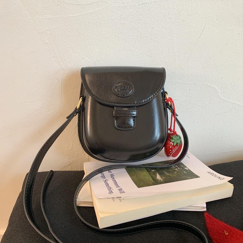 Ретро дорожное седло маленькая сумка женская новая осенняя популярная сумка-мессенджер Doudou мини-сумка для помады чёрный
Ретро дорожное седло маленькая сумка женская новая осенняя популярная сумка-мессенджер Doudou мини-сумка для помады чёрный