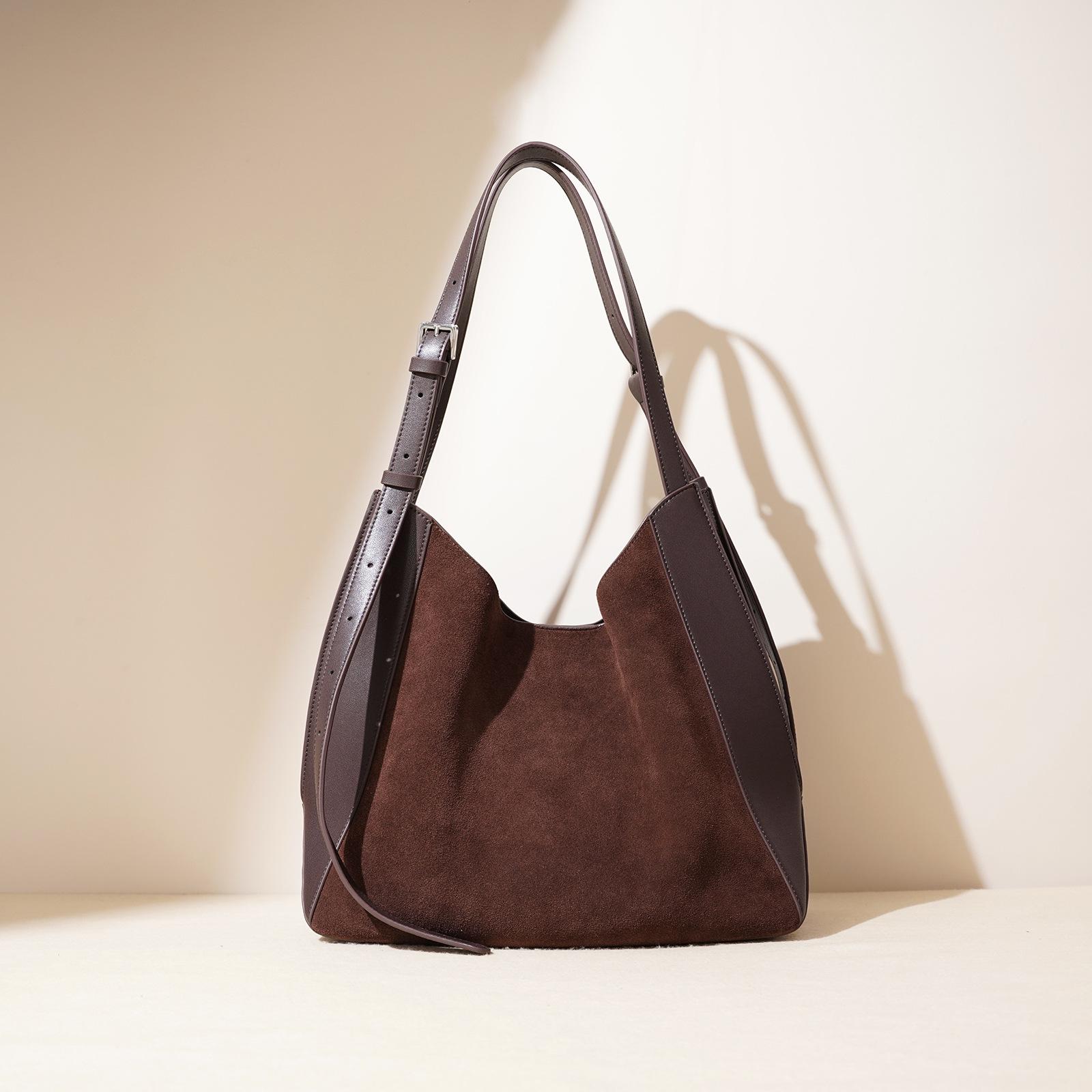Niche Design New One-shoulder Crossbody Leather Women s Large-capacity Matte Underarm Women s Bag кофейный
Niche Design New One-shoulder Crossbody Leather Women s Large-capacity Matte Underarm Women s Bag кофейный