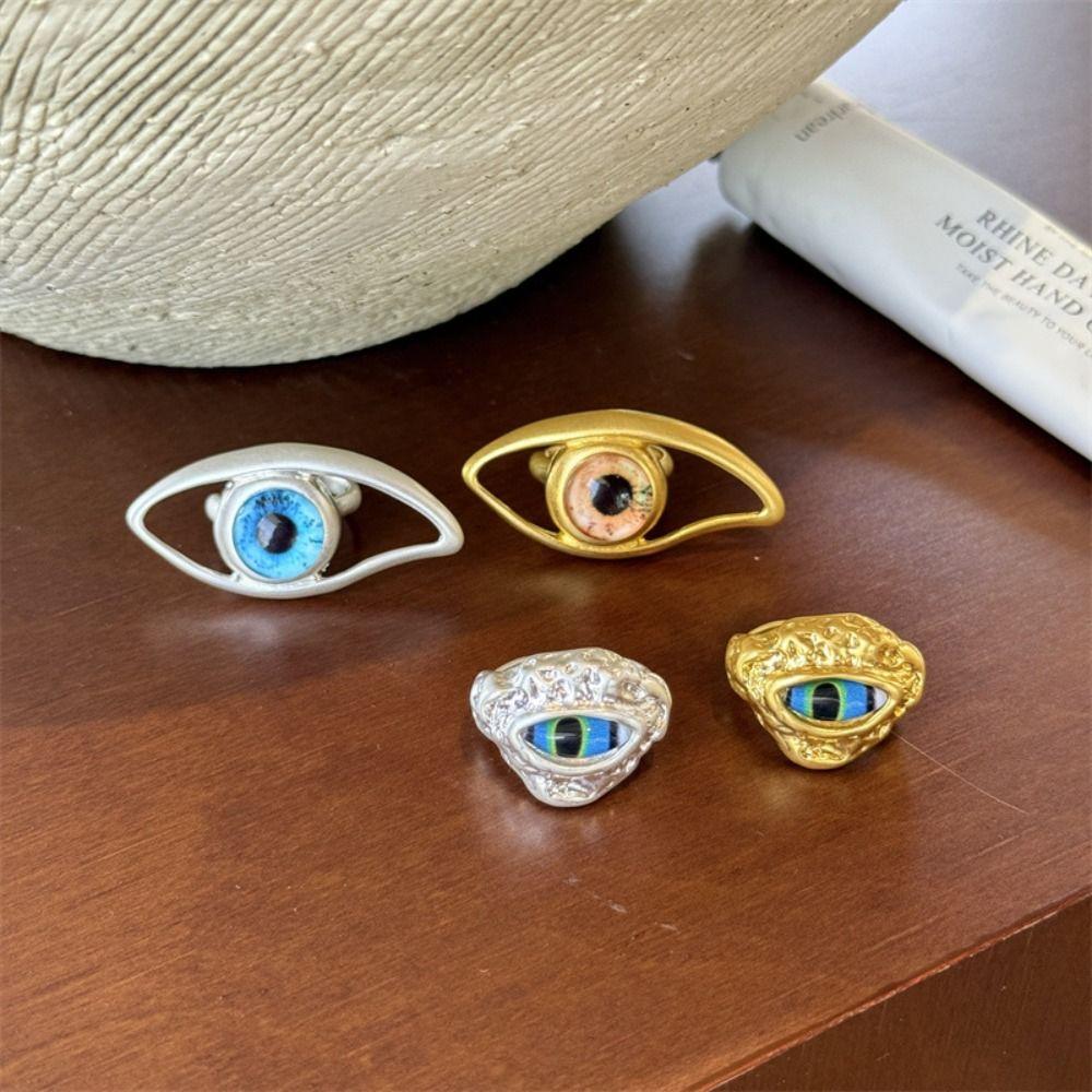 Hollow Blue Eye Finger Buckle Korean Style Gothic Rings Fashion Design Demon Eye Rings Women Gold(B)
Hollow Blue Eye Finger Buckle Korean Style Gothic Rings Fashion Design Demon Eye Rings Women Gold(B)