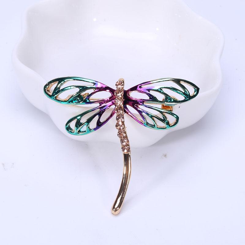Высококачественная брошь в виде стрекозы, универсальный модный корсаж из сплава с бриллиантами в виде насекомых, аксессуары для мужской и женской одежды фиолетовый
Высококачественная брошь в виде стрекозы, универсальный модный корсаж из сплава с бриллиантами в виде насекомых, аксессуары для мужской и женской одежды фиолетовый