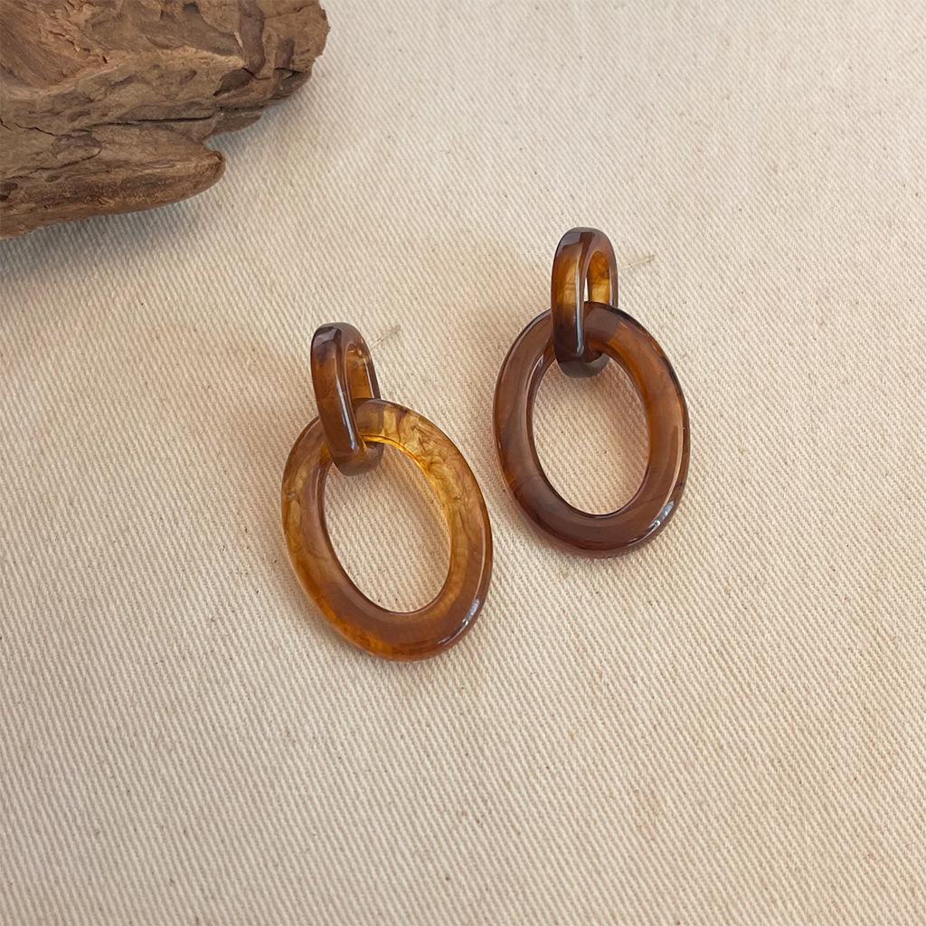 Кофейно-коричневые серьги-пусеты в стиле французского ретро-омбре - Нишевый дизайн для женщин
Кофейно-коричневые серьги-пусеты в стиле французского ретро-омбре - Нишевый дизайн для женщин