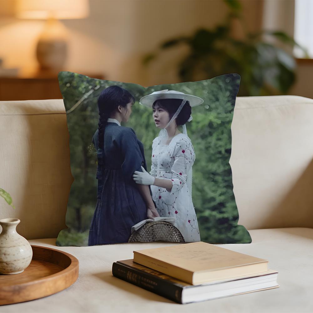 GL Romantic The HHandmaiden Cushion Cover Short plush pillowcase for bed sofa carwashable 30x30cm
GL Romantic The HHandmaiden Cushion Cover Short plush pillowcase for bed sofa carwashable 30x30cm