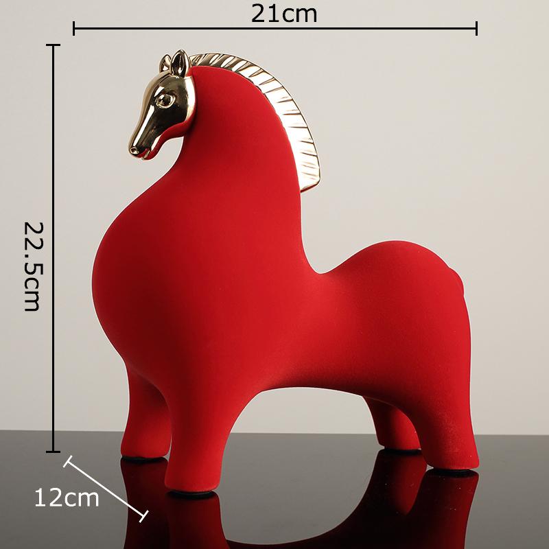 Creative Flocking Horse Statue Desk Decoration Handicrafts Ornaments Animal Resins Horse Sculpture Modern Room Aesthetic Decor червоний
Creative Flocking Horse Statue Desk Decoration Handicrafts Ornaments Animal Resins Horse Sculpture Modern Room Aesthetic Decor червоний