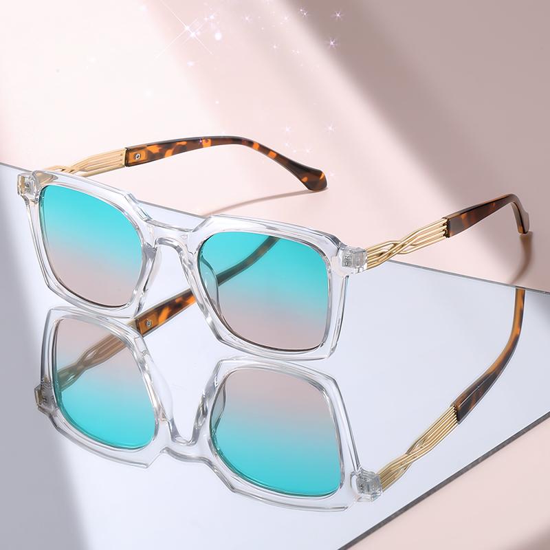 New Trendy Clear Square Sunglasses with Blue Pink Gradient Lens, Gold Twisted Temple Fashion Eyewear for Men & Women Daily Wear синий
New Trendy Clear Square Sunglasses with Blue Pink Gradient Lens, Gold Twisted Temple Fashion Eyewear for Men & Women Daily Wear синий