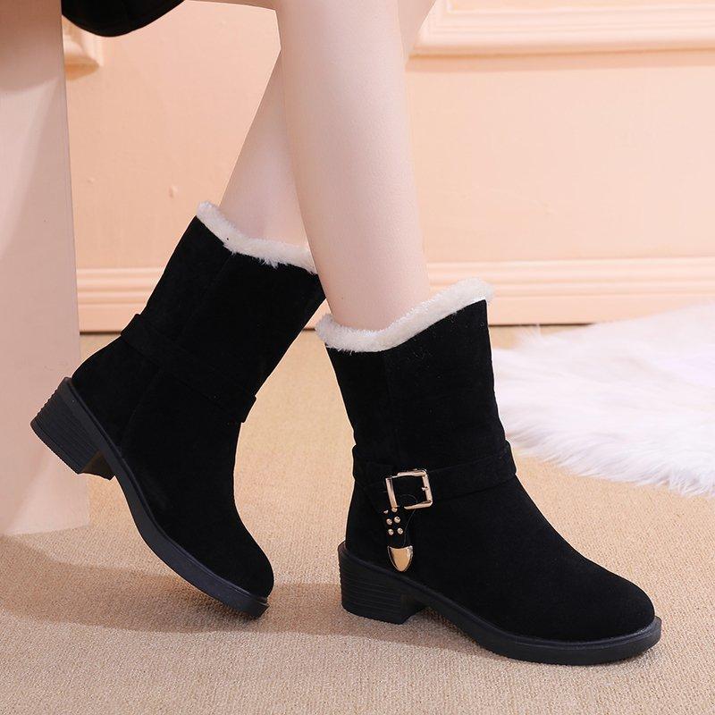 High-top cotton shoes, winter mid-tube boots for women, thickened and velvet to keep warm for women, flat-soled student shoes for women, and thick-s 40 чорний
High-top cotton shoes, winter mid-tube boots for women, thickened and velvet to keep warm for women, flat-soled student shoes for women, and thick-s 40 чорний