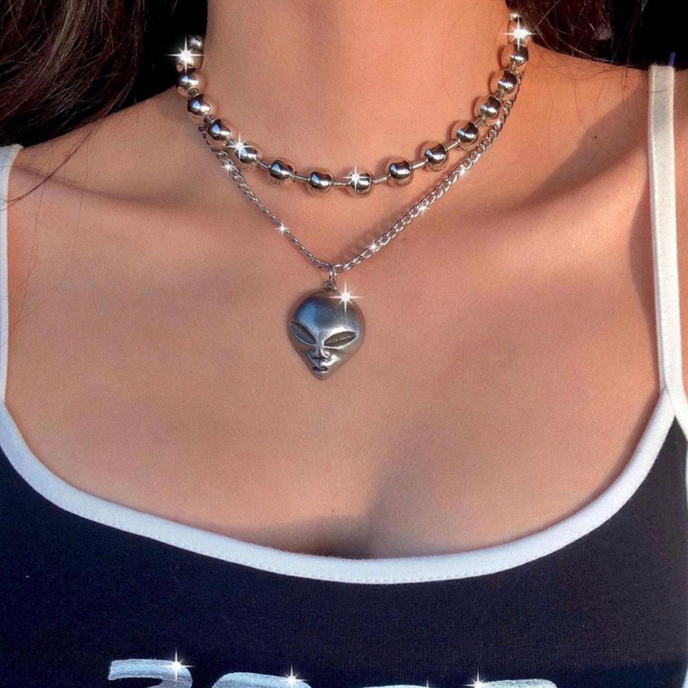 Vintage Alien Head Pendant Necklaces For Women Female 2021 Fashion Multilevel Copper Color Large Metal Bead Chain Collar Zircon
Vintage Alien Head Pendant Necklaces For Women Female 2021 Fashion Multilevel Copper Color Large Metal Bead Chain Collar Zircon