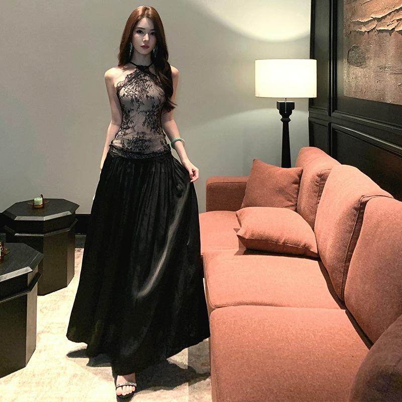 French Retro Splicing Lace Halter Neck Dress for Women, Beautiful and Beautiful, Unique and Beautiful Waist Skirt S чёрный
French Retro Splicing Lace Halter Neck Dress for Women, Beautiful and Beautiful, Unique and Beautiful Waist Skirt S чёрный