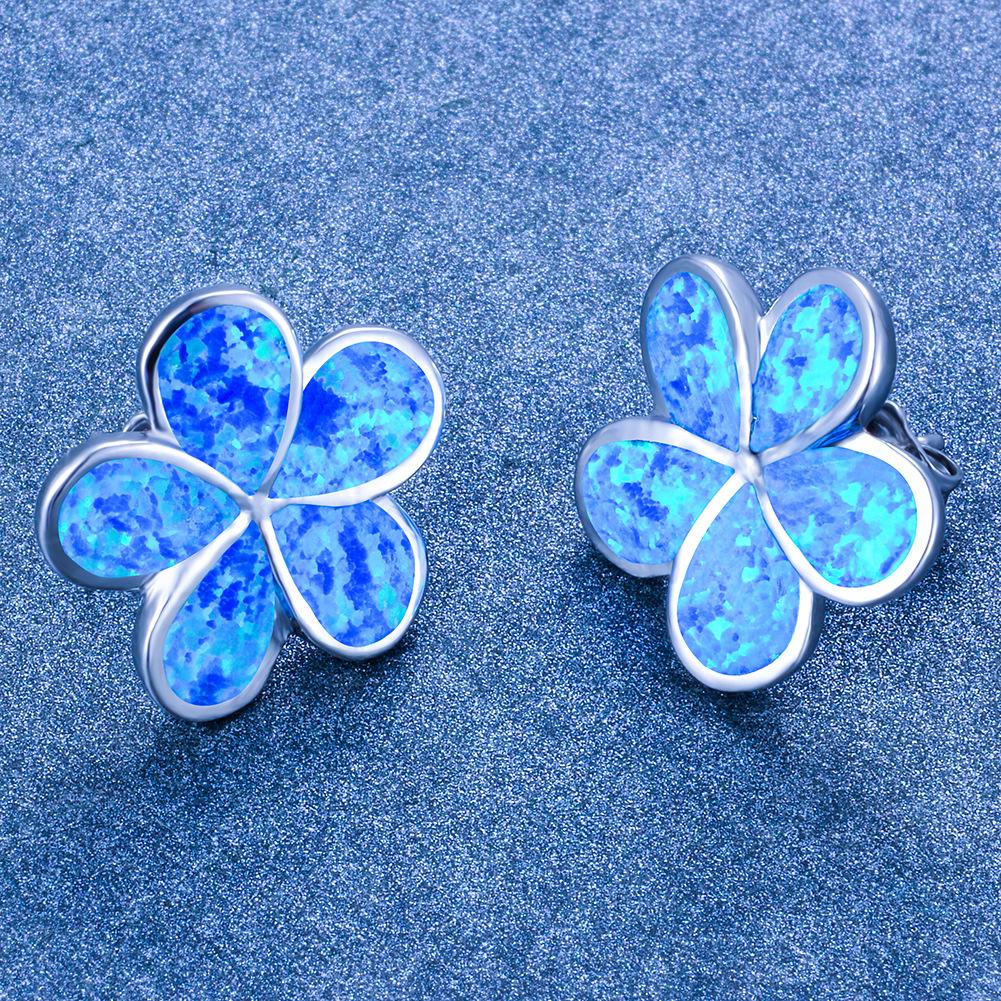 Five Petal Flower Earrings Delicate and Ladylike Accessory for Women 
Five Petal Flower Earrings Delicate and Ladylike Accessory for Women