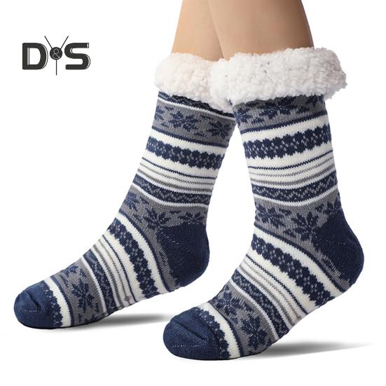 Ультратолстые кашемировые носки-тапочки, зимние теплые пушистые домашние носки с нескользящими силиконовыми накладками для женщин и мужчин 40-45 темно-синий
Ультратолстые кашемировые носки-тапочки, зимние теплые пушистые домашние носки с нескользящими силиконовыми накладками для женщин и мужчин 40-45 темно-синий