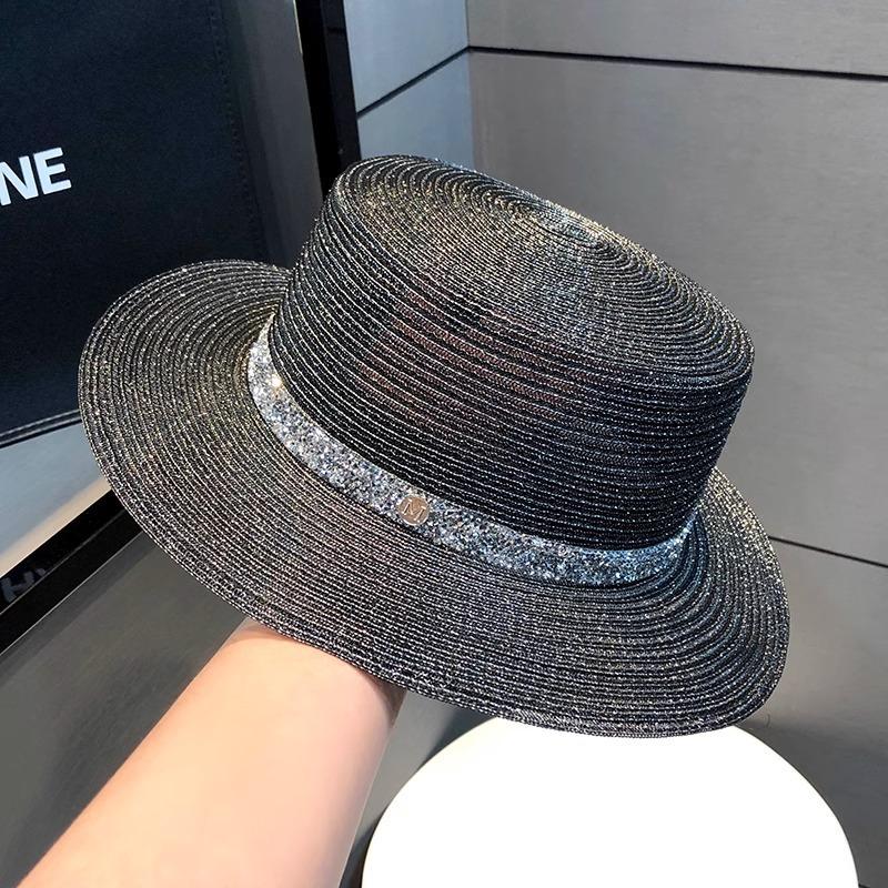 French Retro Flat Top Hat Summer Seaside Socialite Style Breathable Beach Sun Protection Western-Style Hat for Women Adult 56-58cm чорний
French Retro Flat Top Hat Summer Seaside Socialite Style Breathable Beach Sun Protection Western-Style Hat for Women Adult 56-58cm чорний