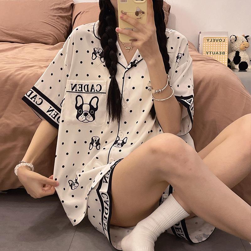 Internet celebrity style ice silk pajamas women s short-sleeved cardigan summer can wear silk cartoon cute women s loungewear suit M
Internet celebrity style ice silk pajamas women s short-sleeved cardigan summer can wear silk cartoon cute women s loungewear suit M