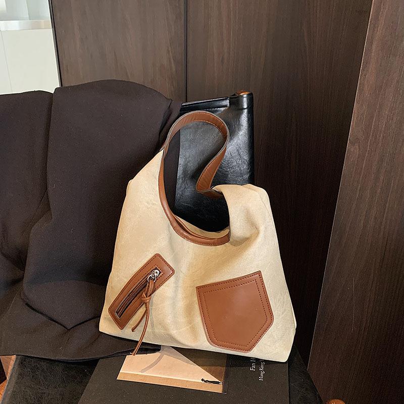 High value bag women s large capacity 2025 fashion new casual messenger bag versatile shoulder commuter tote bag
High value bag women s large capacity 2025 fashion new casual messenger bag versatile shoulder commuter tote bag