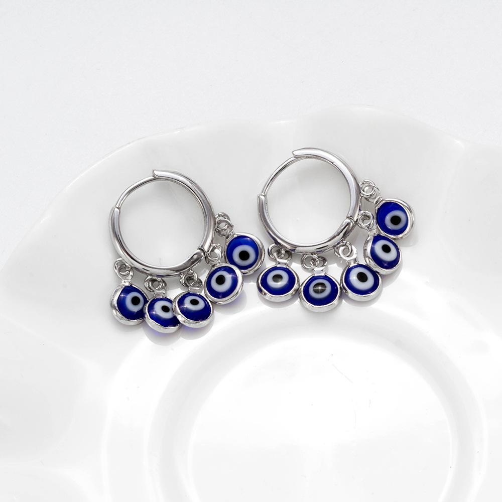 1Pair Fashionable Blue Eye Shaped Pendant Hook Earrings With Devil s Eye Design, Suitable For Ladies Daily Wear
1Pair Fashionable Blue Eye Shaped Pendant Hook Earrings With Devil s Eye Design, Suitable For Ladies Daily Wear