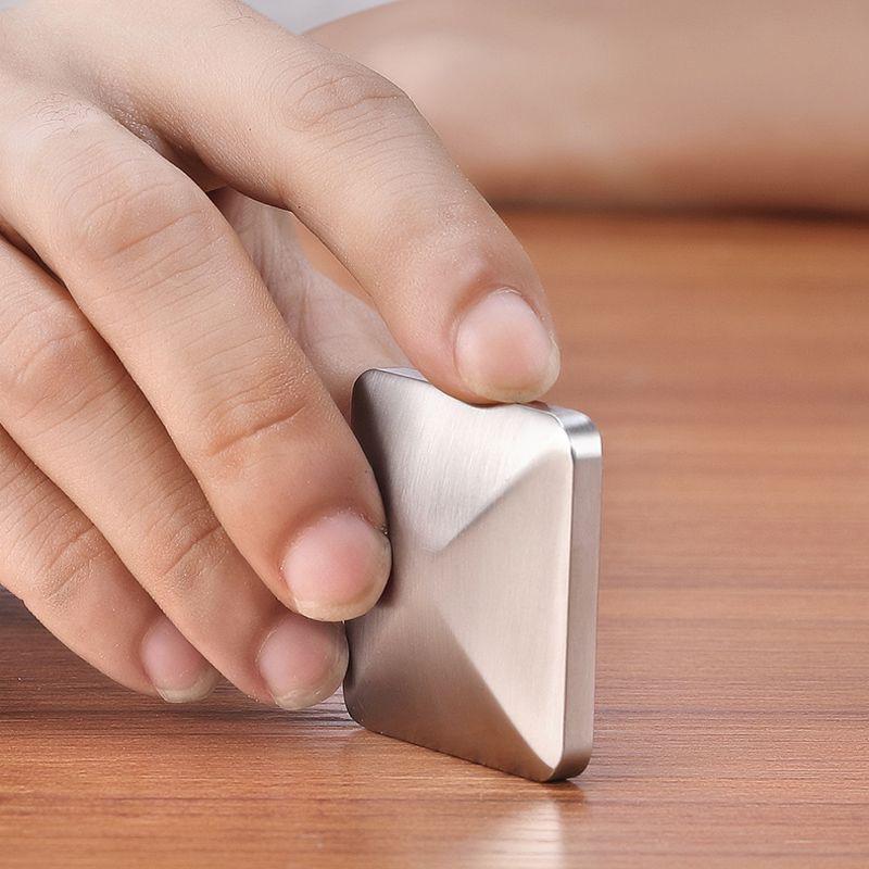 Douyin-Style Flipo Flip: Anxiety Relief Toy & Desktop Gift for Boyfriend
Douyin-Style Flipo Flip: Anxiety Relief Toy & Desktop Gift for Boyfriend