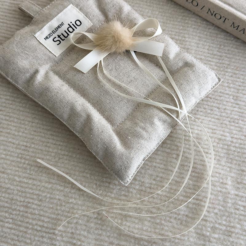 Barrewind Заколка-бант с помпоном для волос Женская заколка для челки Боковая заколка бежевый
Barrewind Заколка-бант с помпоном для волос Женская заколка для челки Боковая заколка бежевый