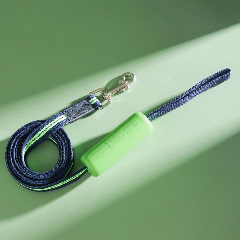 Multifunctional Pet Dog Leash - Anti-Pull Adjustable Length Soft Handle for Outdoor Walking Suitable For Small/Medium/Large Dogs 1.5M зелений
Multifunctional Pet Dog Leash - Anti-Pull Adjustable Length Soft Handle for Outdoor Walking Suitable For Small/Medium/Large Dogs 1.5M зелений