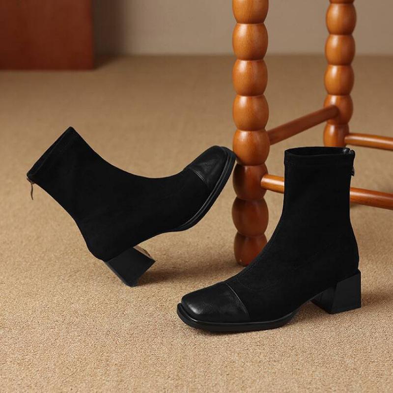 Осенне-зимние замшевые полусапоги на резиновой подошве, модные ботинки, женский средний каблук, большой размер, женские ботинки, молния сзади, удобный квадратный каблук, кожа 39 чёрный
Осенне-зимние замшевые полусапоги на резиновой подошве, модные ботинки, женский средний каблук, большой размер, женские ботинки, молния сзади, удобный квадратный каблук, кожа 39 чёрный