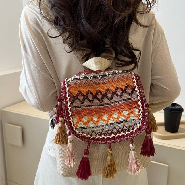 Wind large capacity fringed small bag women s 2025 spring and summer new women s backpack versatile casual bag tide
Wind large capacity fringed small bag women s 2025 spring and summer new women s backpack versatile casual bag tide