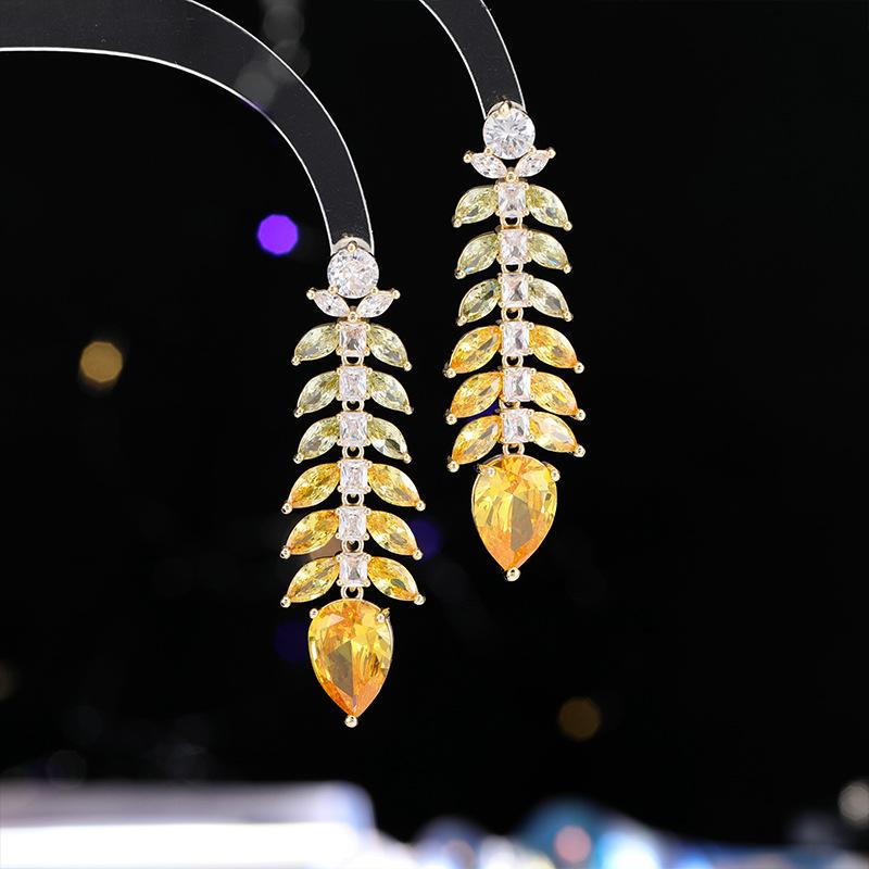 Women s Light Luxury Design Elegant Gradient Mai Hui Earrings Fashionable And Versatile Niche Design Earrings Daily Accessories
Women s Light Luxury Design Elegant Gradient Mai Hui Earrings Fashionable And Versatile Niche Design Earrings Daily Accessories