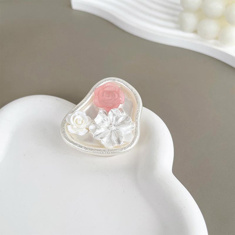Flower Mobile Phone Airbag Bracket, Retractable Back Sticker, Gray Love Gem Pearl Watching Drama Desktop Bracket
Flower Mobile Phone Airbag Bracket, Retractable Back Sticker, Gray Love Gem Pearl Watching Drama Desktop Bracket