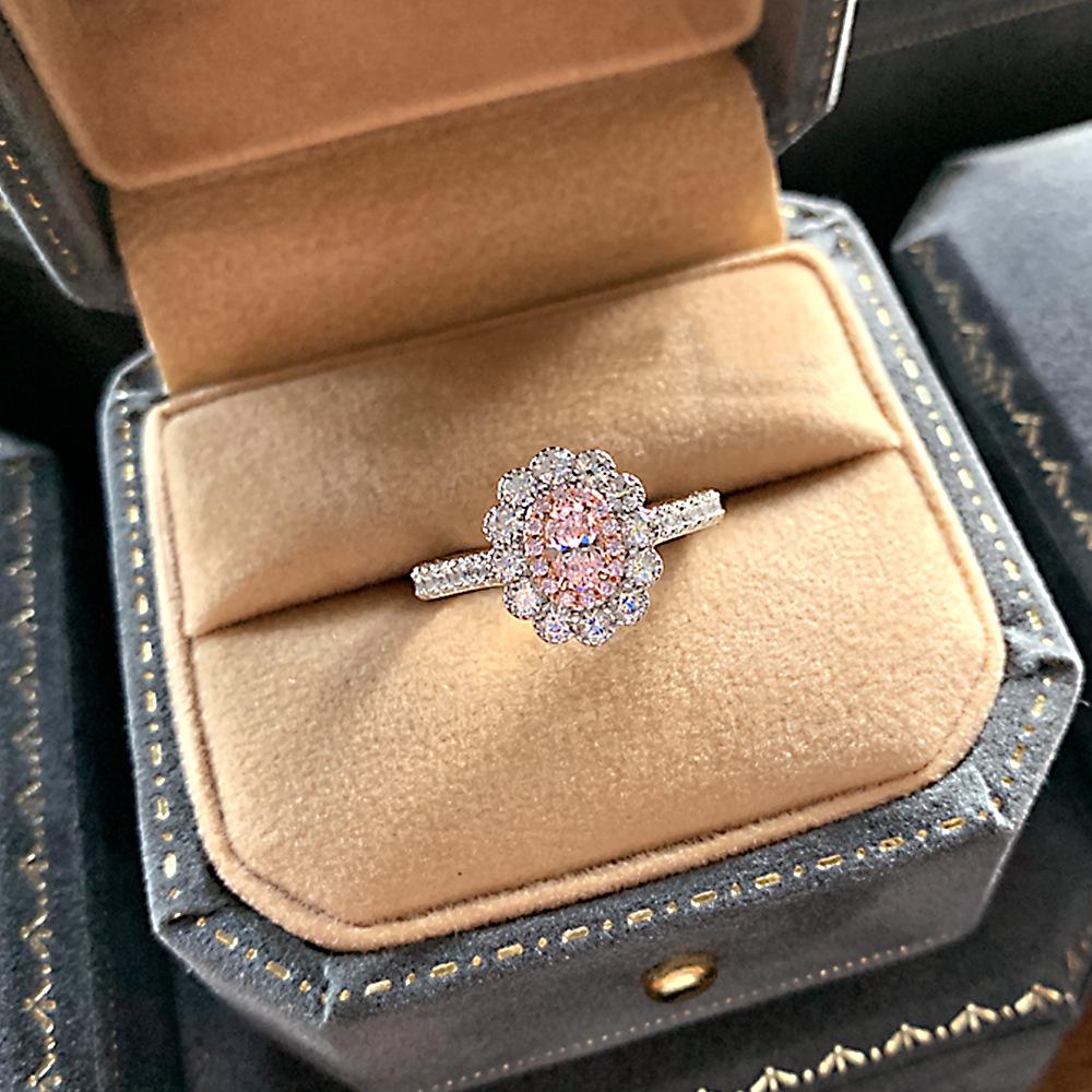 Xiancan Jewelry S925 Silver Oval Diamond Cluster Ring for Women with Yellow & Pink Diamonds Size 5 жёлтый
Xiancan Jewelry S925 Silver Oval Diamond Cluster Ring for Women with Yellow & Pink Diamonds Size 5 жёлтый