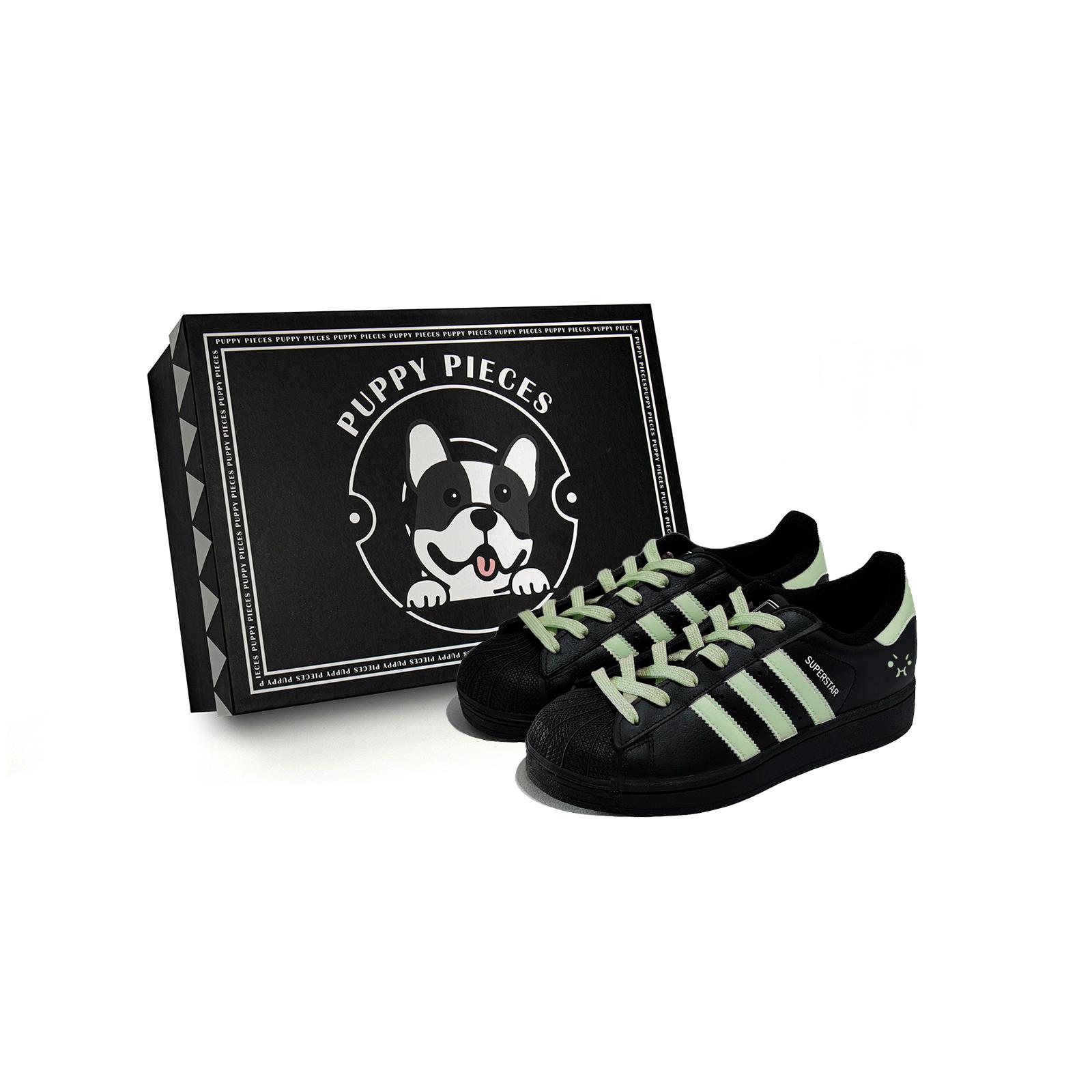 Adidas Originals SUPERSTAR Piece, Спеціальна коробка для взуття Низькі кеди для скейтбордингу Унісекс Чорний Зелений EG4959(Team85-S-BOXA) 39⅓
Adidas Originals SUPERSTAR Piece, Спеціальна коробка для взуття Низькі кеди для скейтбордингу Унісекс Чорний Зелений EG4959(Team85-S-BOXA) 39⅓