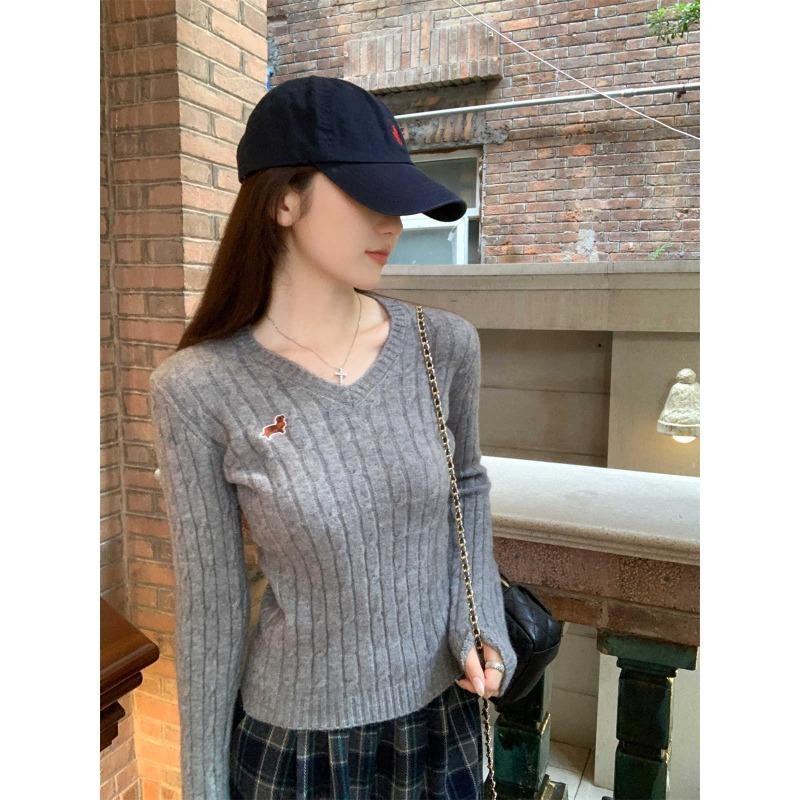 Autumn and winter puppy embroidered collar twist arctic fleece sweater bottoming knitted sweater women s inner top L сірий колір
Autumn and winter puppy embroidered collar twist arctic fleece sweater bottoming knitted sweater women s inner top L сірий колір