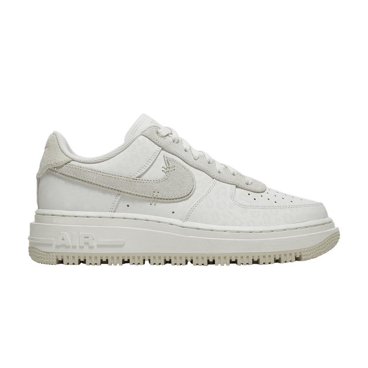 Nike Air Force 1 Low Luxe Саміт Білий Світла Кістка 40.5
Nike Air Force 1 Low Luxe Саміт Білий Світла Кістка 40.5