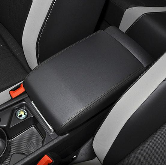 Защитный чехол из кожи для центрального подлокотника Golf 8 (21-е поколение)
Защитный чехол из кожи для центрального подлокотника Golf 8 (21-е поколение)