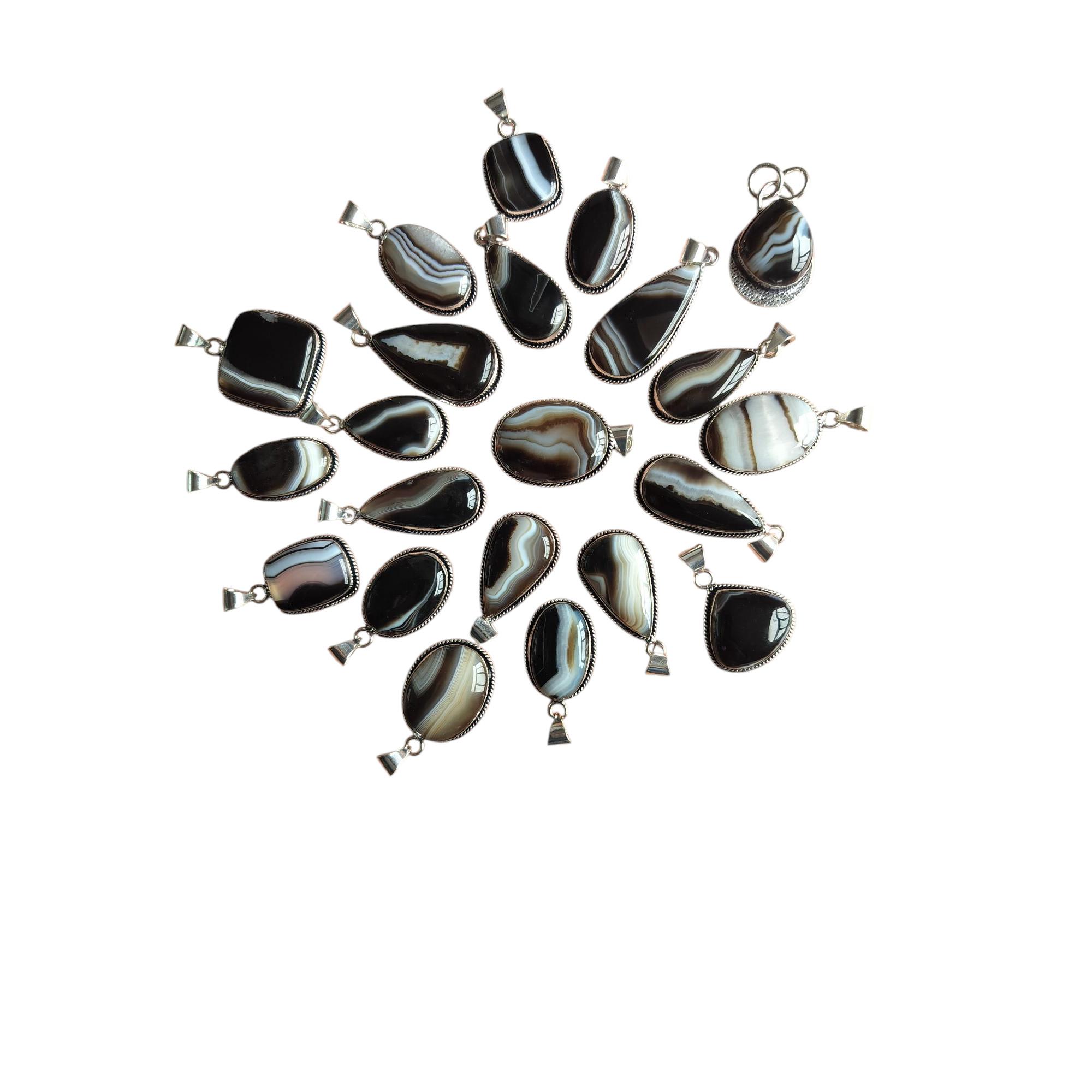 20 pcs Pendant Black Botswana Agate Mix Lot Gemstone Ethnic Style Silver Jewelry чорний
20 pcs Pendant Black Botswana Agate Mix Lot Gemstone Ethnic Style Silver Jewelry чорний