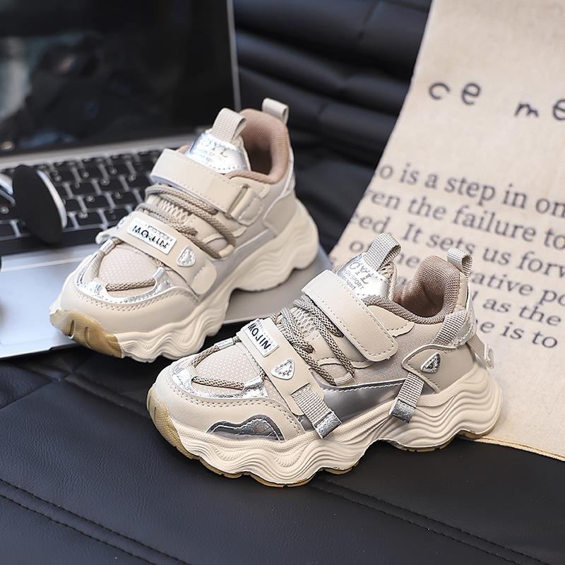 Boys shoes 2025 autumn new children s non-slip soft-soled dad shoes in older children s and girls sports shoes trendy brand 28
Boys shoes 2025 autumn new children s non-slip soft-soled dad shoes in older children s and girls sports shoes trendy brand 28