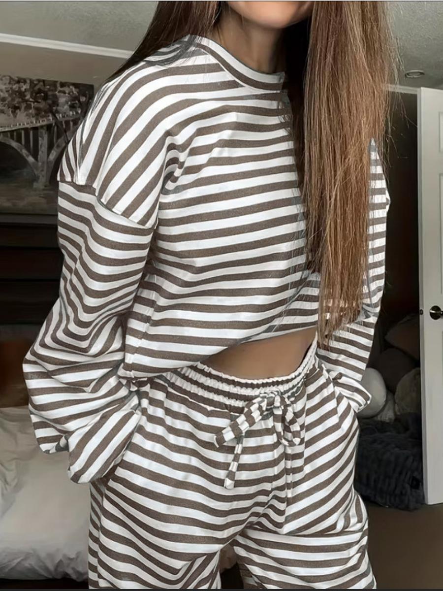 Women s Autumn Striped Long Sleeve Top High Waist Pants Fashion Casual Set XXL хакі
Women s Autumn Striped Long Sleeve Top High Waist Pants Fashion Casual Set XXL хакі