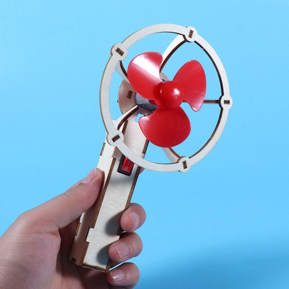 3D маленький вентилятор-головоломка освітні DIY дерев яні ремесла іграшки складання вентилятор модель діти дорослі підлітки
3D маленький вентилятор-головоломка освітні DIY дерев яні ремесла іграшки складання вентилятор модель діти дорослі підлітки