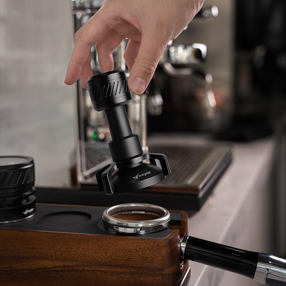 58.5MM Impact Coffee Powder Hammer Sound Feedback Constant Pressure Coffee Tamper No Powder Espresso Machine Accessories
58.5MM Impact Coffee Powder Hammer Sound Feedback Constant Pressure Coffee Tamper No Powder Espresso Machine Accessories