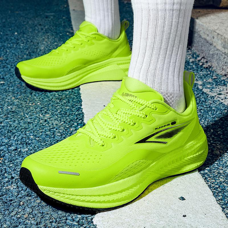 New red free 7pro ultra-light running shoes, sports shoes for couples, breathable shock-absorbing soft-soled students, lightweight running shoes for 44 білий
New red free 7pro ultra-light running shoes, sports shoes for couples, breathable shock-absorbing soft-soled students, lightweight running shoes for 44 білий