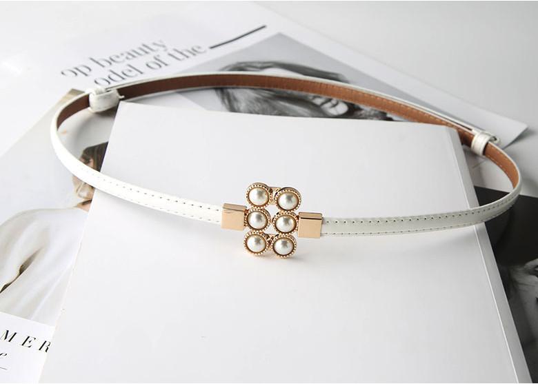 Elegant Women s Pearl Buckle Belt Fashionable Waistband With Adjustable Design For Dress Coat
Elegant Women s Pearl Buckle Belt Fashionable Waistband With Adjustable Design For Dress Coat