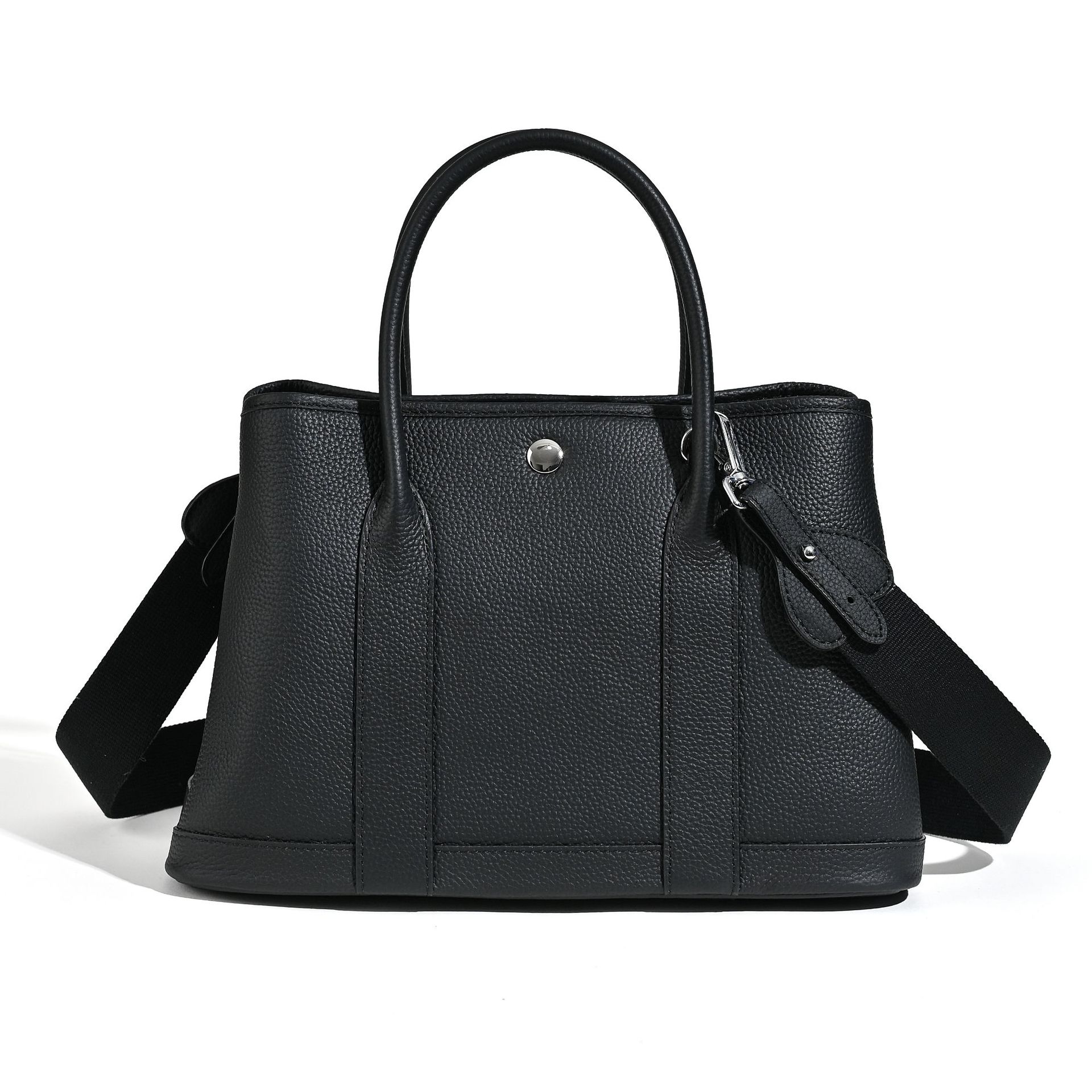 2026 First Layer Cowhide Garden Bag Large Capacity Genuine Leather Women s Bag Niche Fashion Versatile Commuting Handbag 25x10x15cm чёрный
2026 First Layer Cowhide Garden Bag Large Capacity Genuine Leather Women s Bag Niche Fashion Versatile Commuting Handbag 25x10x15cm чёрный