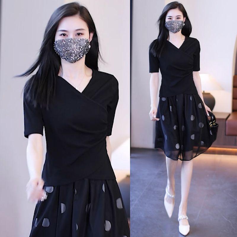 Spring and summer cross-neck T-shirt women s medium-sleeved v-neck outer wear bottoming shirt irregular waist slim-fitting temperament shirt top M красный
Spring and summer cross-neck T-shirt women s medium-sleeved v-neck outer wear bottoming shirt irregular waist slim-fitting temperament shirt top M красный
