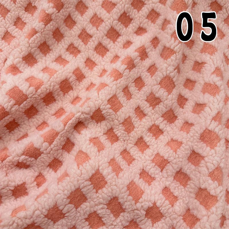 50*145 см Жаккардовая ткань из шерсти ягненка Для DIY шитья Зимние пальто Пижамы Наволочки для дивана Одежда для домашних животных Ручная работа Бархатная ткань 50x145cm
50*145 см Жаккардовая ткань из шерсти ягненка Для DIY шитья Зимние пальто Пижамы Наволочки для дивана Одежда для домашних животных Ручная работа Бархатная ткань 50x145cm