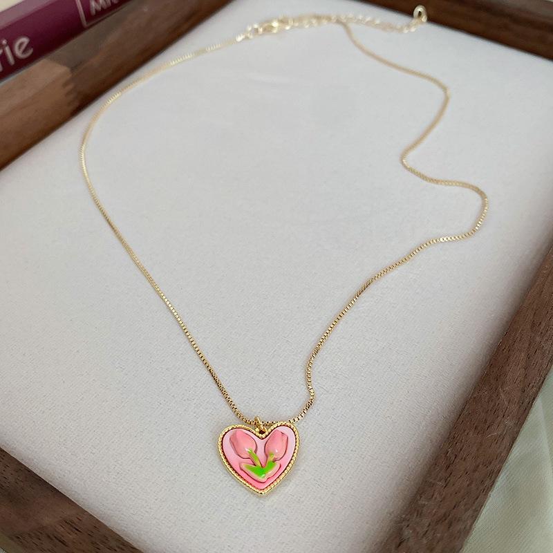 Tide stacked butterfly necklace female niche design sense versatile personality hip hop collarbone chain neck chain
Tide stacked butterfly necklace female niche design sense versatile personality hip hop collarbone chain neck chain